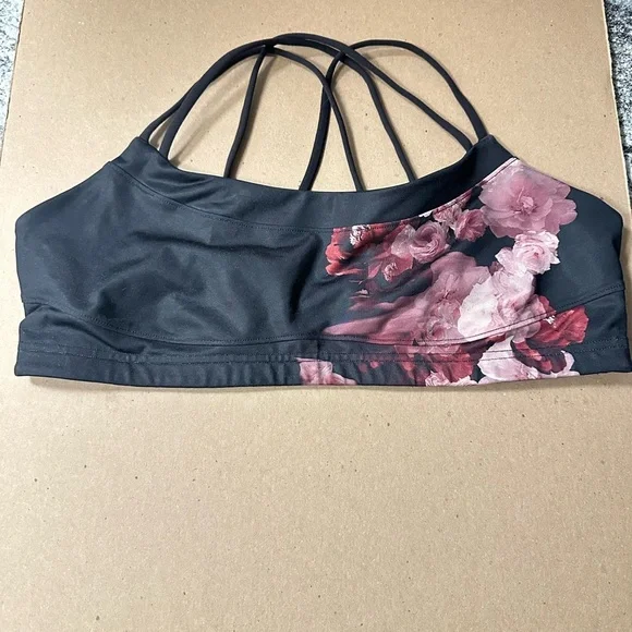 The North Face Black and Pink Sports Bra - Picture 2 of 10